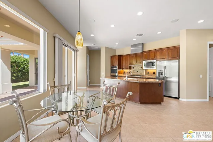 1691 Ponderosa Way, Palm Springs, California 92264