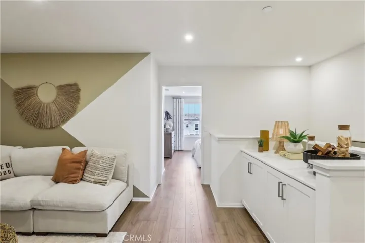 MODEL HOME