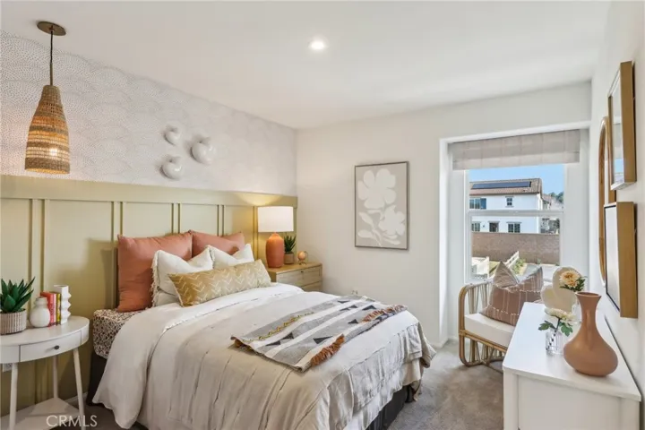 MODEL HOME