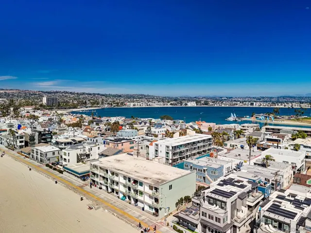 , San Diego, California 92109