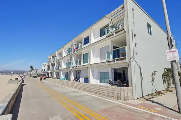 , San Diego, California 92109