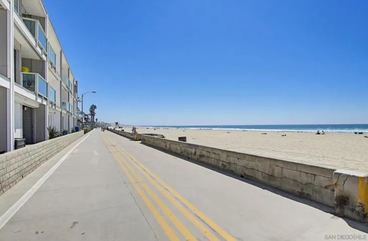 , San Diego, California 92109