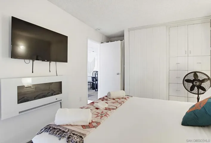 , San Diego, California 92109