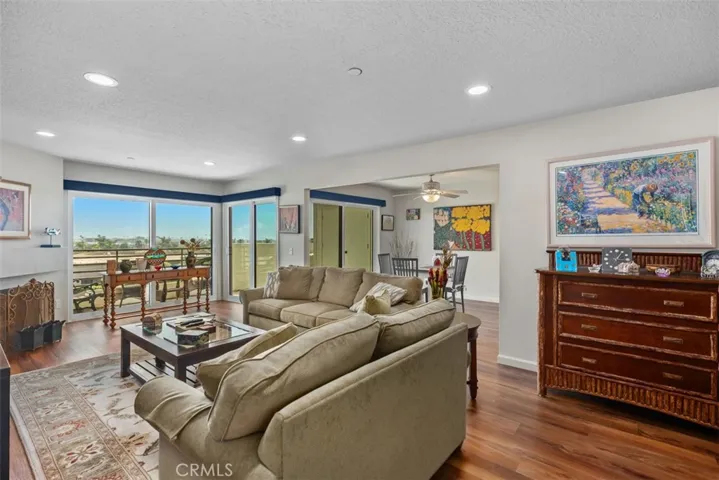 Vinyl plank flooring throughout. Recessed LED Lighting throughout.