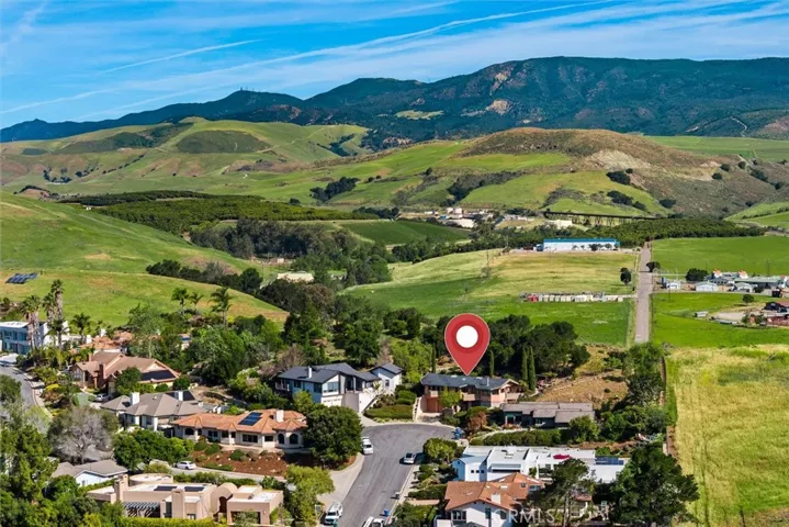 957 Skyline Drive, San Luis Obispo, California 93405