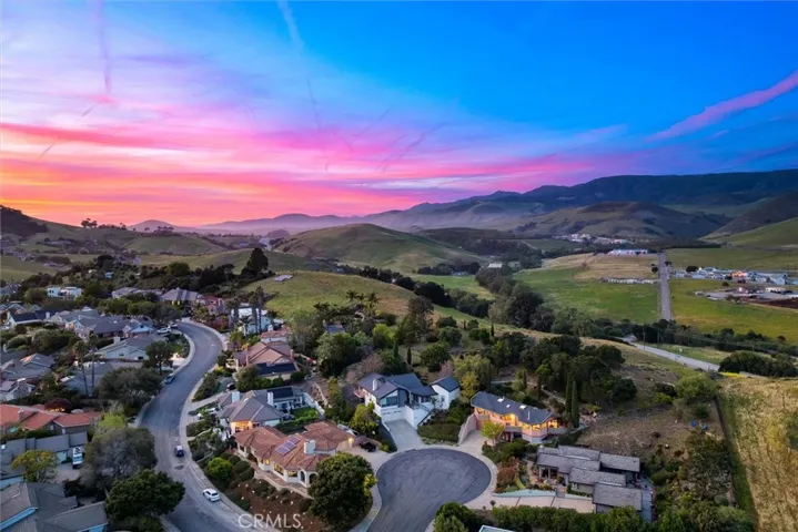 957 Skyline Drive, San Luis Obispo, California 93405