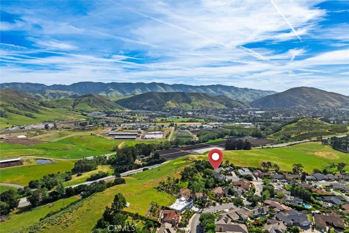 957 Skyline Drive, San Luis Obispo, California 93405
