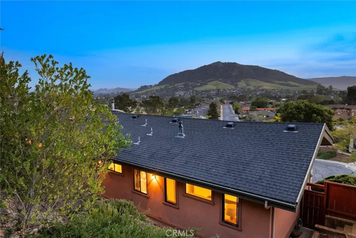 957 Skyline Drive, San Luis Obispo, California 93405