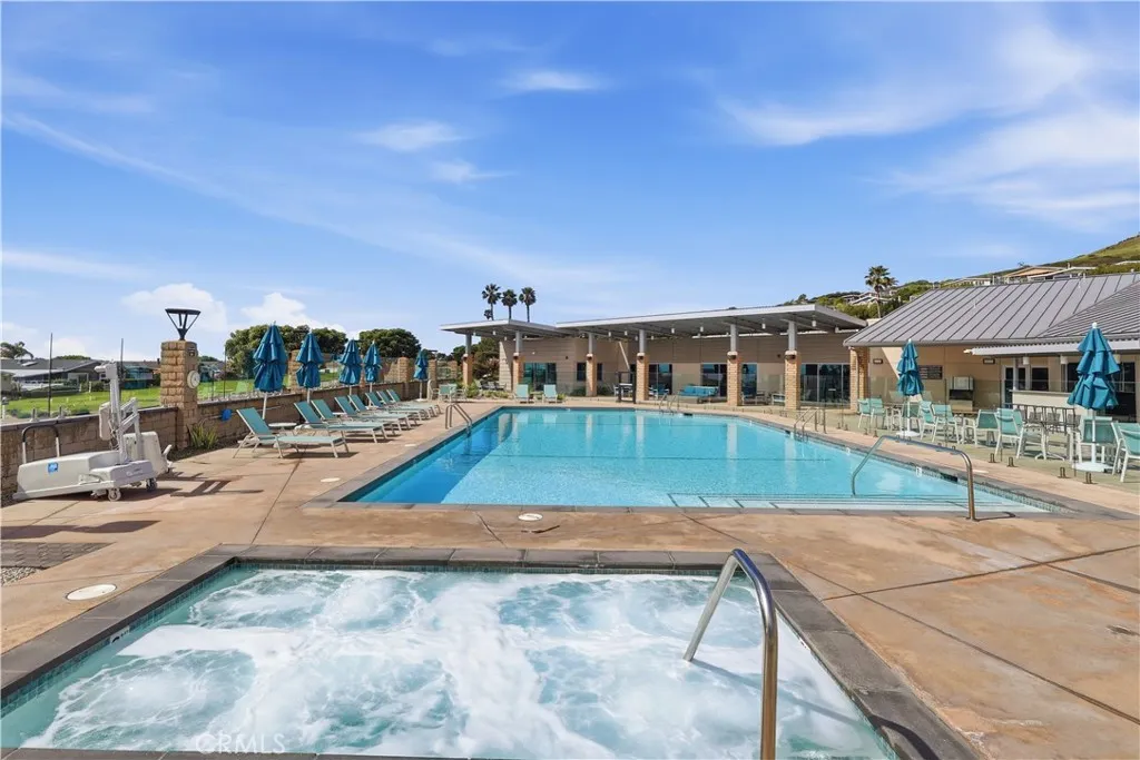 New Heated Pool & Spa