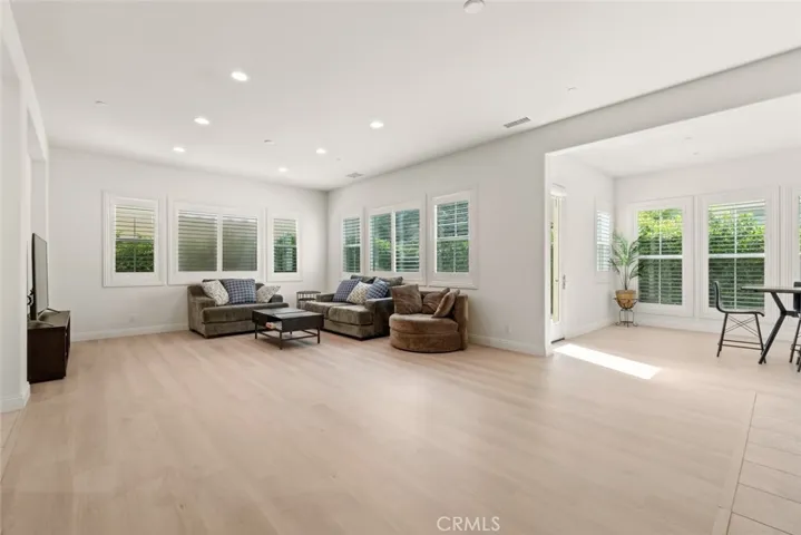 238 Pinnacle Drive, Lake Forest, California 92630