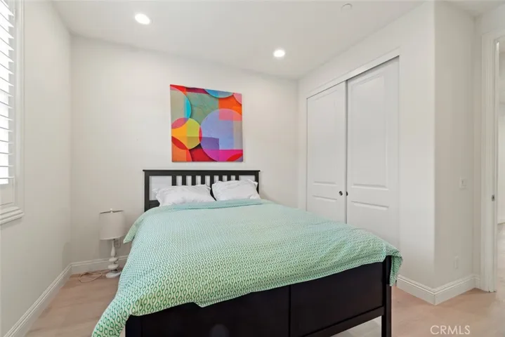 238 Pinnacle Drive, Lake Forest, California 92630