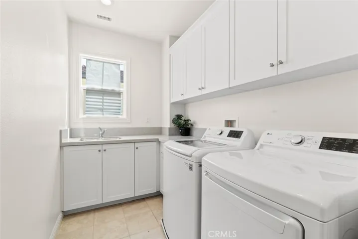 238 Pinnacle Drive, Lake Forest, California 92630