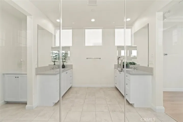 238 Pinnacle Drive, Lake Forest, California 92630