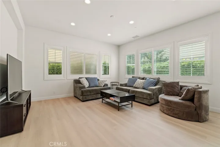 238 Pinnacle Drive, Lake Forest, California 92630