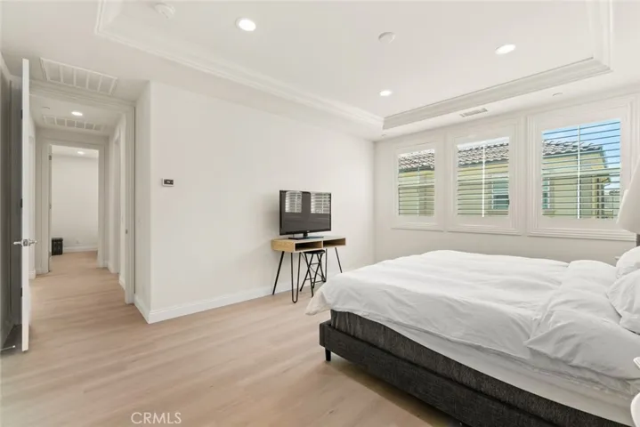 238 Pinnacle Drive, Lake Forest, California 92630