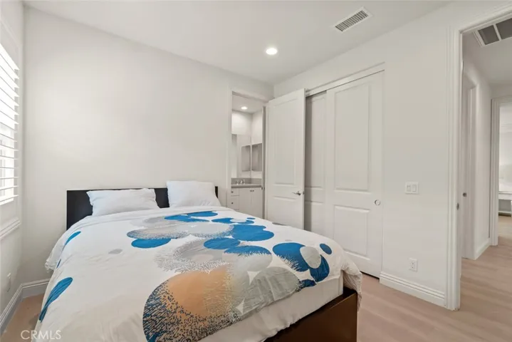 238 Pinnacle Drive, Lake Forest, California 92630