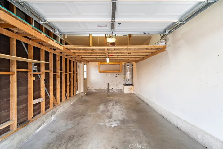 One car garage
