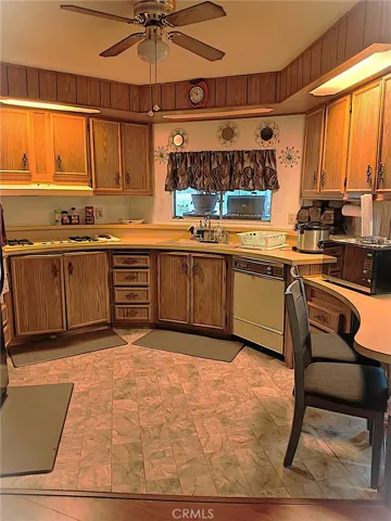 8316 Dawn Place, Lake Isabella, California 93240