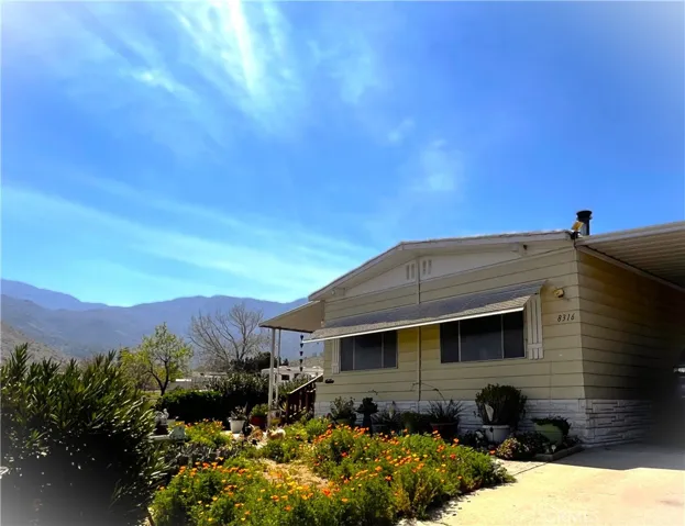 8316 Dawn Place, Lake Isabella, California 93240