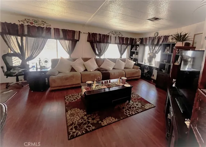 8316 Dawn Place, Lake Isabella, California 93240