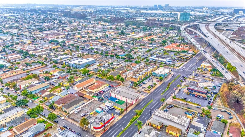 4700 W Imperial, Inglewood, California 90304