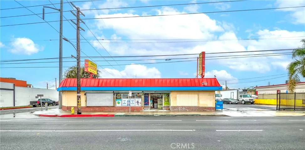 4700 W Imperial, Inglewood, California 90304