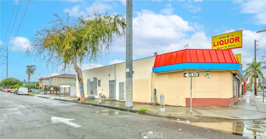 4700 W Imperial, Inglewood, California 90304