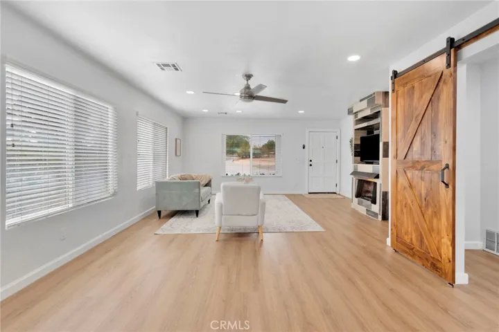 19140 Lenca Road, Apple Valley, California 92307
