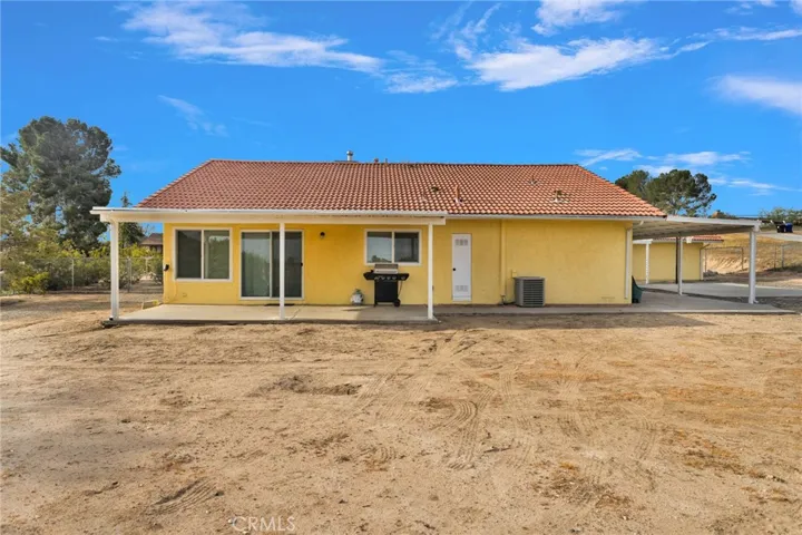 19140 Lenca Road, Apple Valley, California 92307