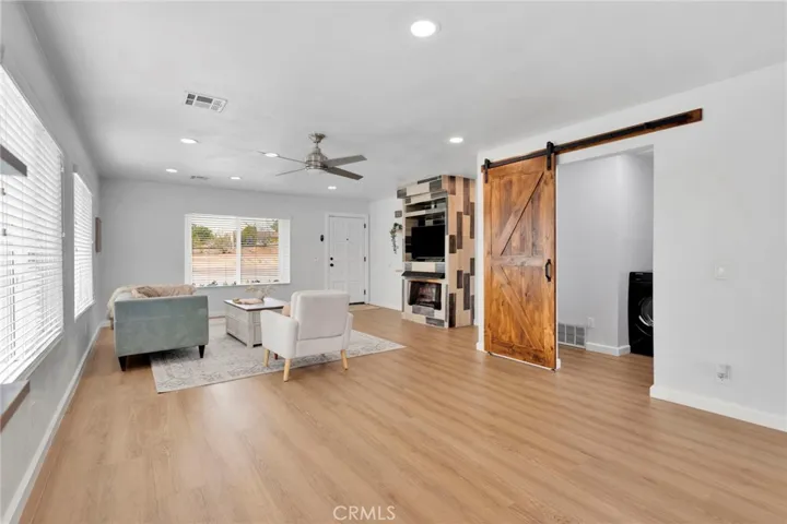 19140 Lenca Road, Apple Valley, California 92307