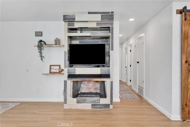19140 Lenca Road, Apple Valley, California 92307