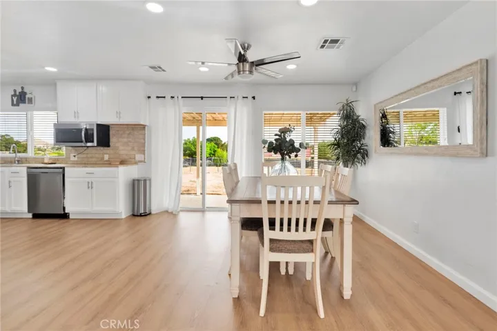 19140 Lenca Road, Apple Valley, California 92307