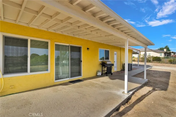 19140 Lenca Road, Apple Valley, California 92307