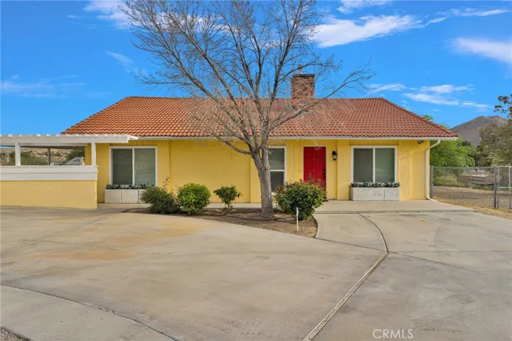 19140 Lenca Road, Apple Valley, California 92307