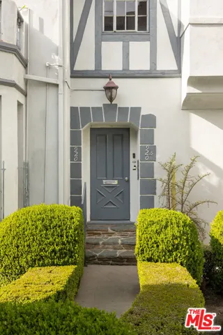920 S Serrano Avenue, Los Angeles, California 90006