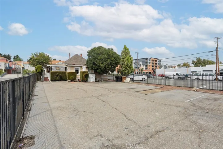 Private Back Parking Lot