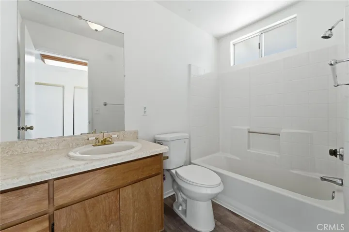 bath 1 unit 1
