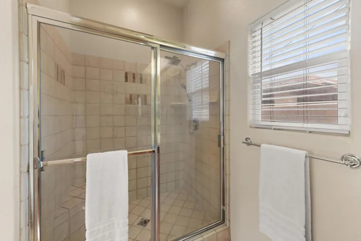 26_53100_Avenida_Vallejo26_mls