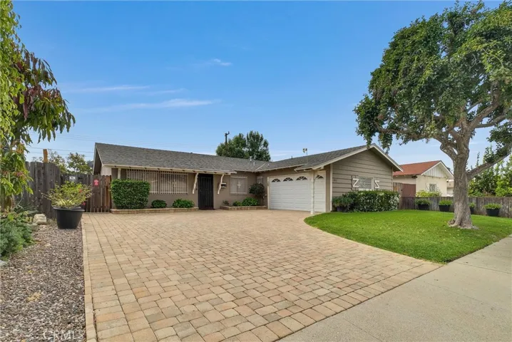 18832 Damasco, La Puente, California 91744