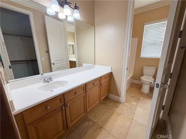 23 Plaza Modena, Lake Elsinore, California 92532