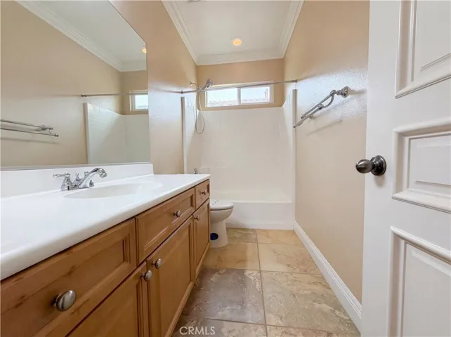 23 Plaza Modena, Lake Elsinore, California 92532