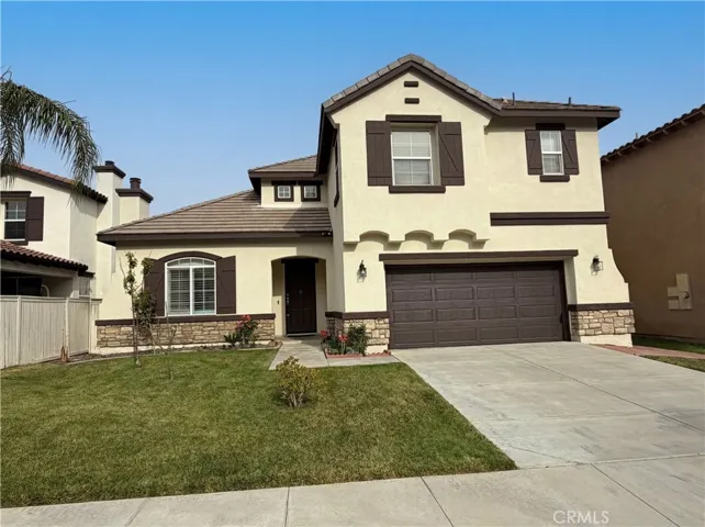 23 Plaza Modena, Lake Elsinore, California 92532