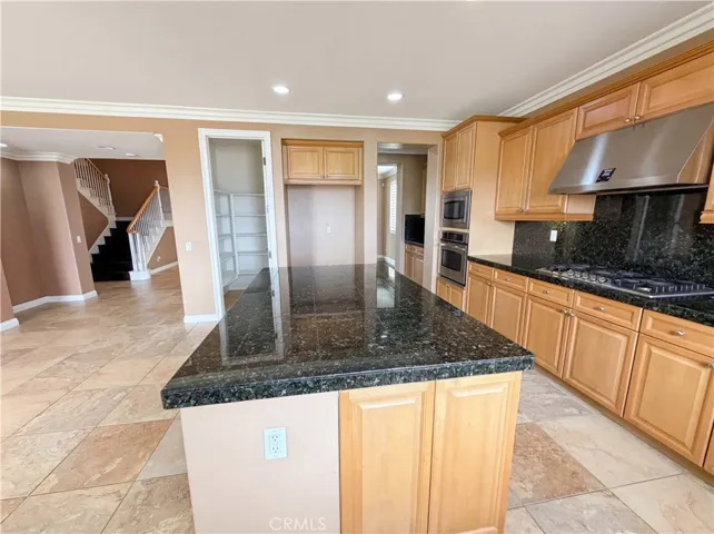 23 Plaza Modena, Lake Elsinore, California 92532