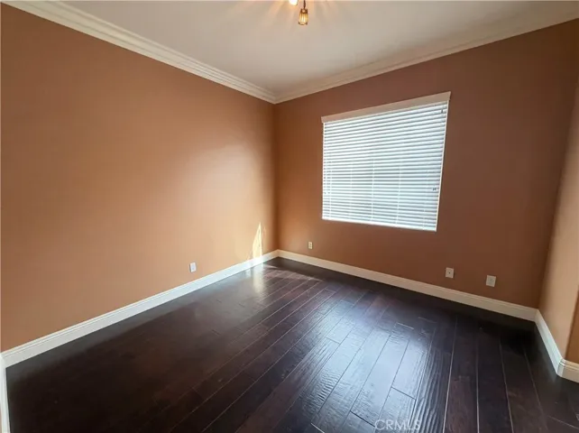 23 Plaza Modena, Lake Elsinore, California 92532