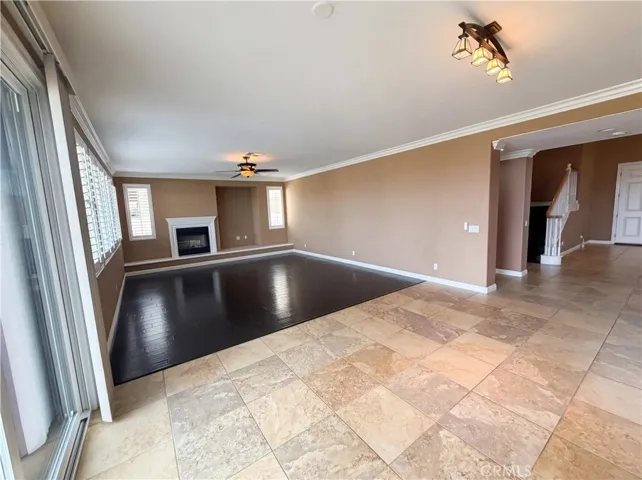 23 Plaza Modena, Lake Elsinore, California 92532