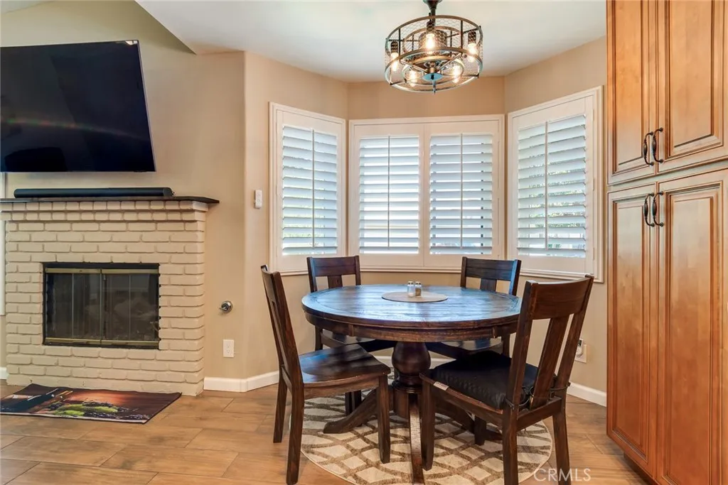 Eating Area with Beautiful Views of Front Yard