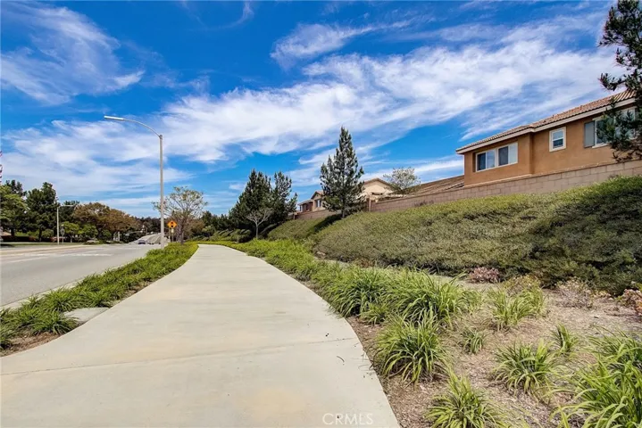 32473 Campo Drive, Temecula, California 92592