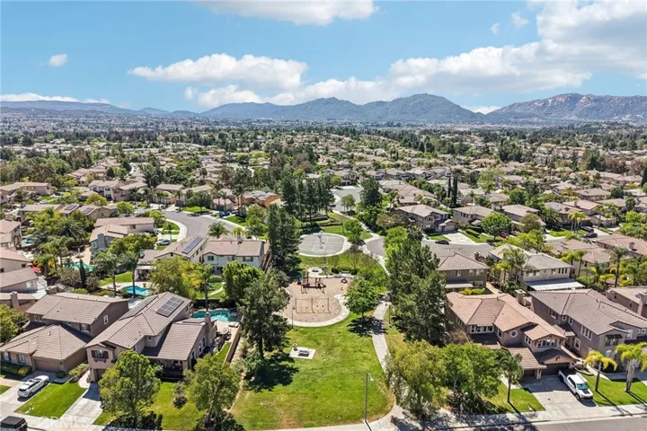 32473 Campo Drive, Temecula, California 92592
