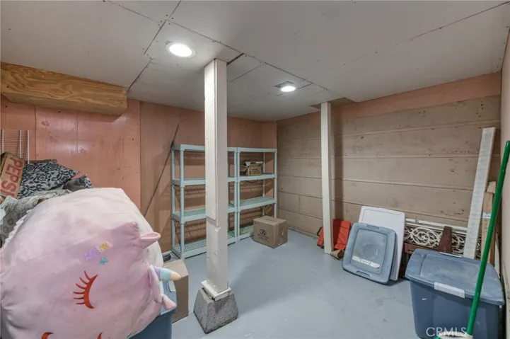 additional room in the basement