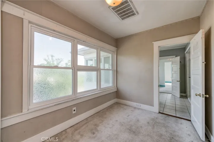 sitting area for master suite 1